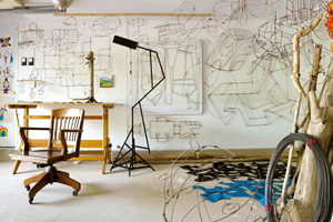 Interview with American Wire Sculptor Rodger Stevens