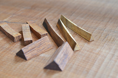 A selection of tableware that's made by Eiji Hagiwara at his studio in Sayama, Saitama Prefecture.