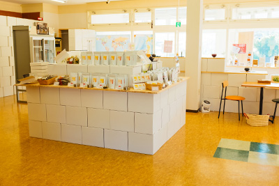The d:matcha shop interior.